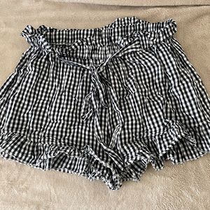 Picnic table checkered shorts from SHEIN.
